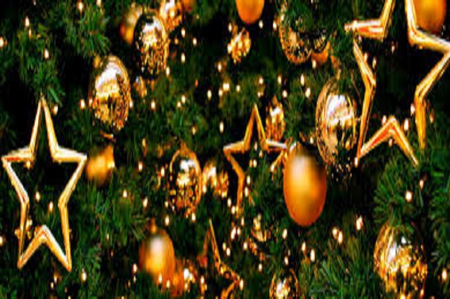 Save Money & Time with Artificial Christmas Trees